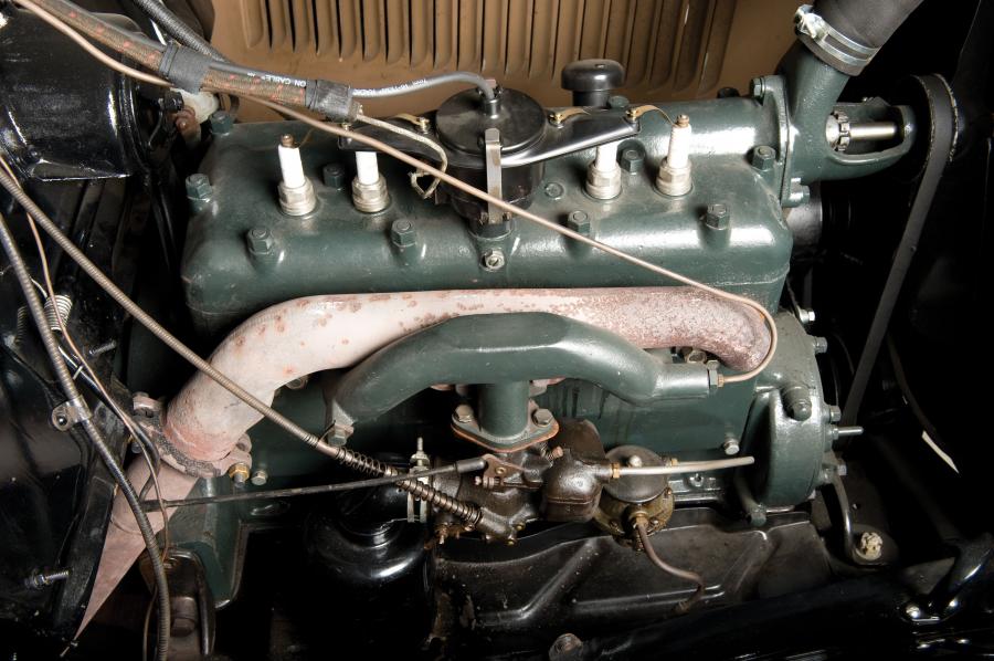  Ford Model B Station Wagon 1932 года  (фото 13 из 13)